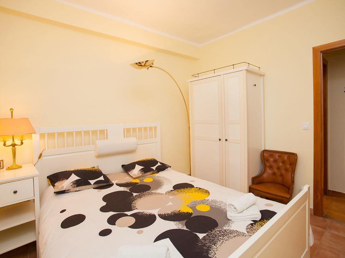 Apartment Sardenya - Casp By Interhome Barcellona Esterno foto