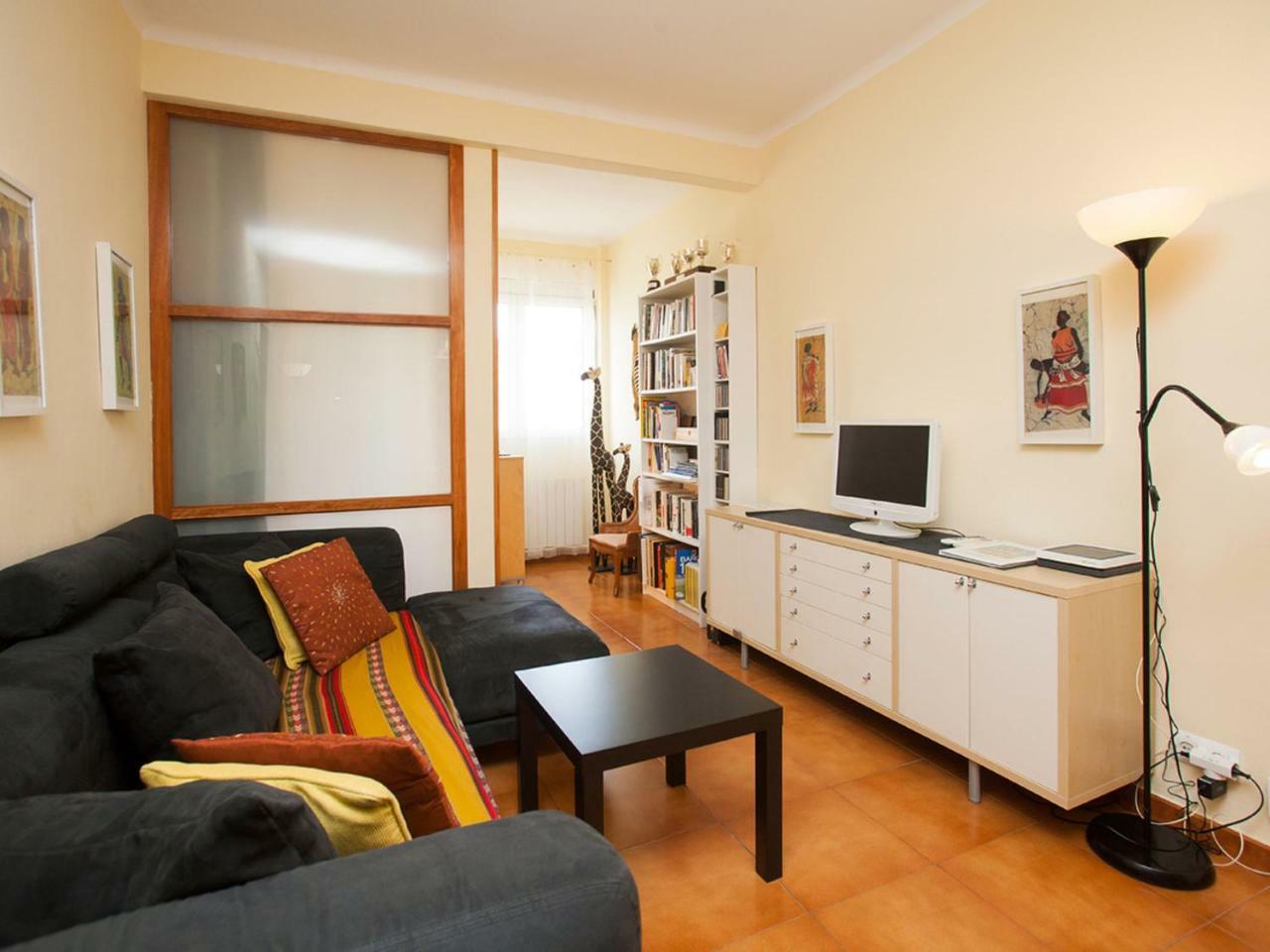 Apartment Sardenya - Casp By Interhome Barcellona Esterno foto